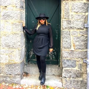 Great dress- black with collar. Perfect for dress up. Halloween.